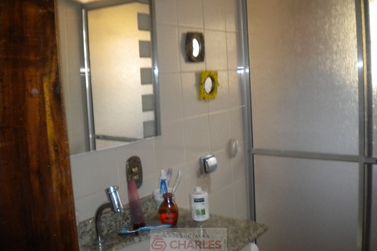 S&iacute;tio &agrave; venda - 300m&sup2; - Centro
