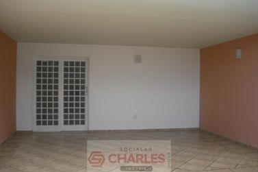 Casa &agrave; venda - 201m&sup2; - Centro