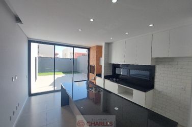 Casa &agrave; venda - 155m&sup2; - Centro