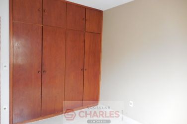 Casa &agrave; venda - 243m&sup2; - Centro