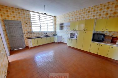 Casa para alugar - 10m&sup2; - Centro