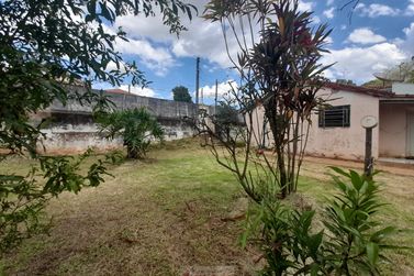 S&iacute;tio &agrave; venda - 10m&sup2; - Centro