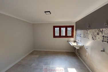 Casa &agrave; venda - 547m&sup2; - Centro