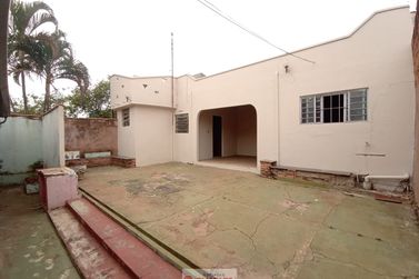 Casa &agrave; venda - 149m&sup2; - Centro