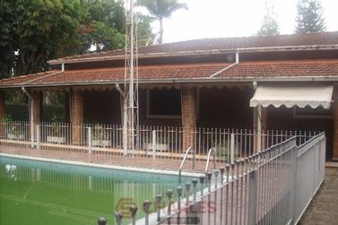 S&iacute;tio &agrave; venda - 400m&sup2; - Centro