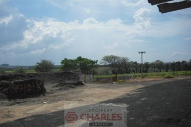 Sal&atilde;o Comercial para alugar - 10m&sup2; - Centro