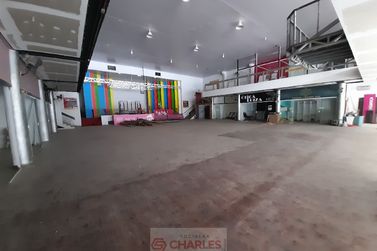 Sala Comercial para alugar - 1400m&sup2; - Centro