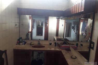 Casa &agrave; venda - 500m&sup2; - Centro