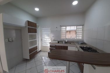 Casa &agrave; venda - 65m&sup2; - Centro