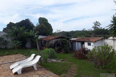 Casa &agrave; venda - 500m&sup2; - Centro