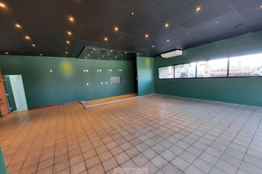 Sala Comercial para alugar - 180m&sup2; - Centro