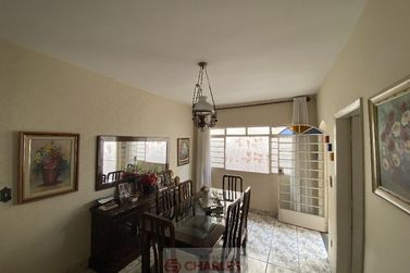Casa &agrave; venda - 252m&sup2; - Centro