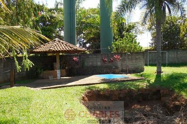 S&iacute;tio &agrave; venda - 280m&sup2; - Centro