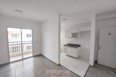 Apartamento para alugar - 48m&sup2; - Centro