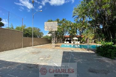Casa &agrave; venda - 356m&sup2; - Centro