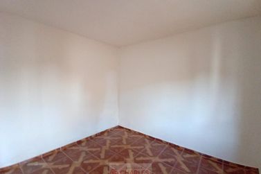 Casa para alugar - 60m&sup2; - Centro