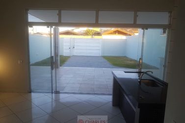 Casa &agrave; venda - 120m&sup2; - Centro
