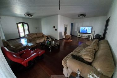 Casa &agrave; venda - 431m&sup2; - Centro
