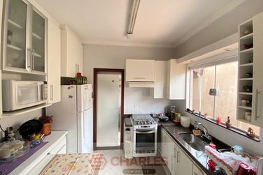 Casa &agrave; venda - 138m&sup2; - Centro