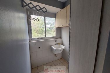 Apartamento para alugar - 52m&sup2; - Centro