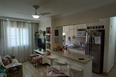 Apartamento &agrave; venda - 56m&sup2; - Centro