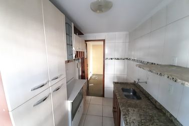 Apartamento para alugar - 48m&sup2; - Centro