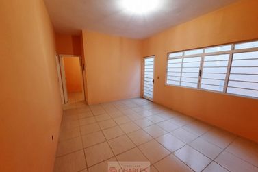Sal&atilde;o Comercial para alugar - 115m&sup2; - Centro
