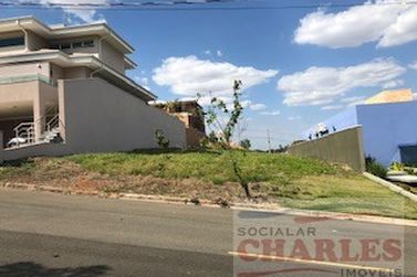 Terreno &agrave; venda - 10m&sup2; - Centro