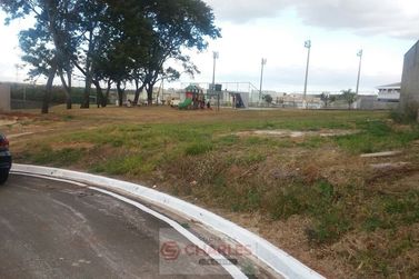 Terreno &agrave; venda - 10m&sup2; - Centro