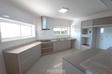 Casa para alugar - 600m&sup2; - Centro