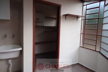Casa &agrave; venda - 100m&sup2; - Centro