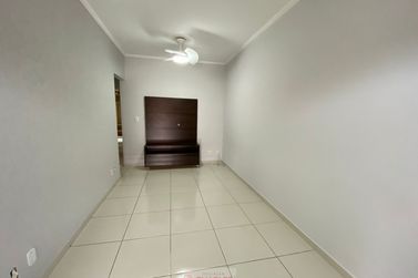Casa &agrave; venda - 10m&sup2; - Centro