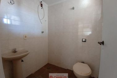 Casa &agrave; venda - 600m&sup2; - Centro