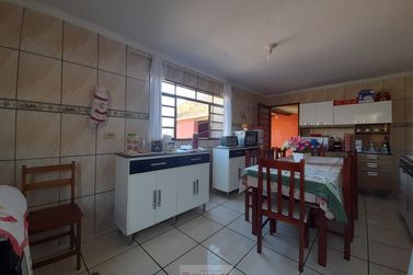 Casa &agrave; venda - 10m&sup2; - Centro
