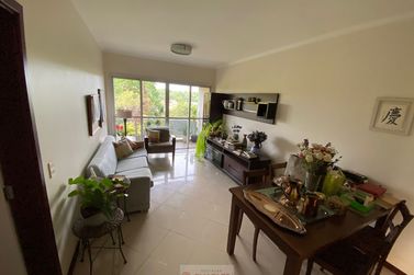 Apartamento &agrave; venda - 86m&sup2; - Centro