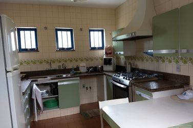 Casa &agrave; venda - 495m&sup2; - Centro