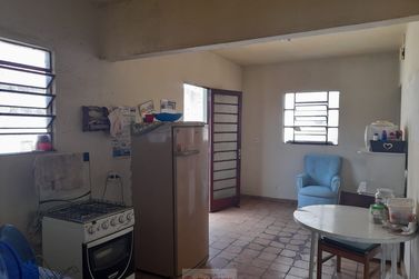 Casa &agrave; venda - 111m&sup2; - Centro