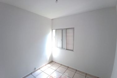Apartamento para alugar - 46m&sup2; - Centro