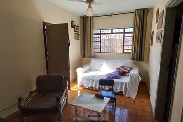 Casa &agrave; venda - 132m&sup2; - Centro
