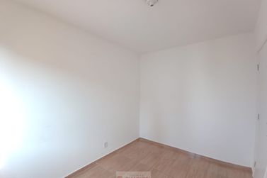 Apartamento para alugar - 60m&sup2; - Centro