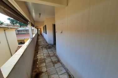 Sal&atilde;o Comercial para alugar - 26m&sup2; - Centro