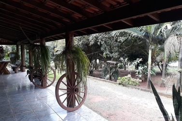 S&iacute;tio &agrave; venda - 10m&sup2; - Centro