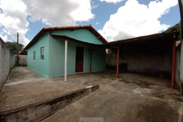 Casa para alugar - 80m&sup2; - Centro