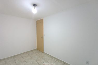 Apartamento para alugar - 46m&sup2; - Centro