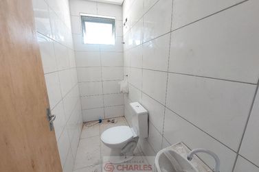 Sal&atilde;o Comercial para alugar - 604m&sup2; - Centro