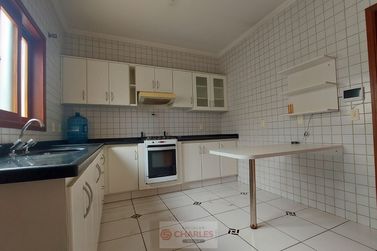 Casa &agrave; venda - 185m&sup2; - Centro