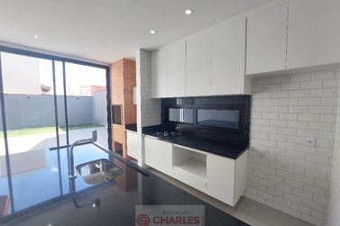 Casa &agrave; venda - 155m&sup2; - Centro