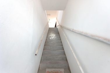 Sal&atilde;o Comercial para alugar - 180m&sup2; - Centro