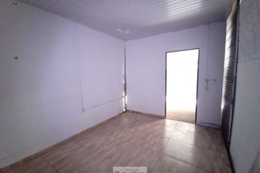 Sal&atilde;o Comercial para alugar - 190m&sup2; - Centro