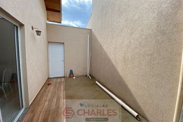 Casa &agrave; venda - 105m&sup2; - Centro
